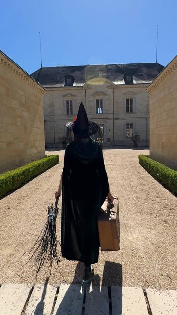 L'arrivee de la sorciere