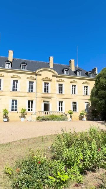 La facade cote jardin